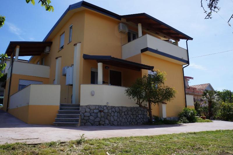 Hotel Maremonti Joppolo ภายนอก รูปภาพ