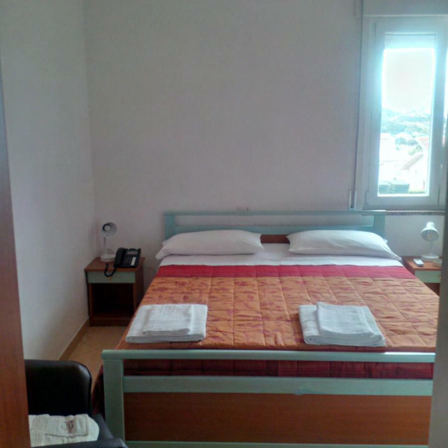 Hotel Maremonti Joppolo ภายนอก รูปภาพ