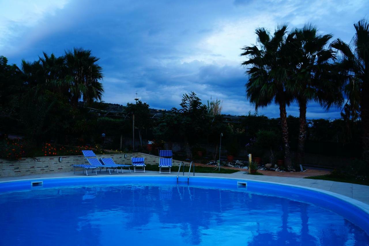 Hotel Maremonti Joppolo ภายนอก รูปภาพ