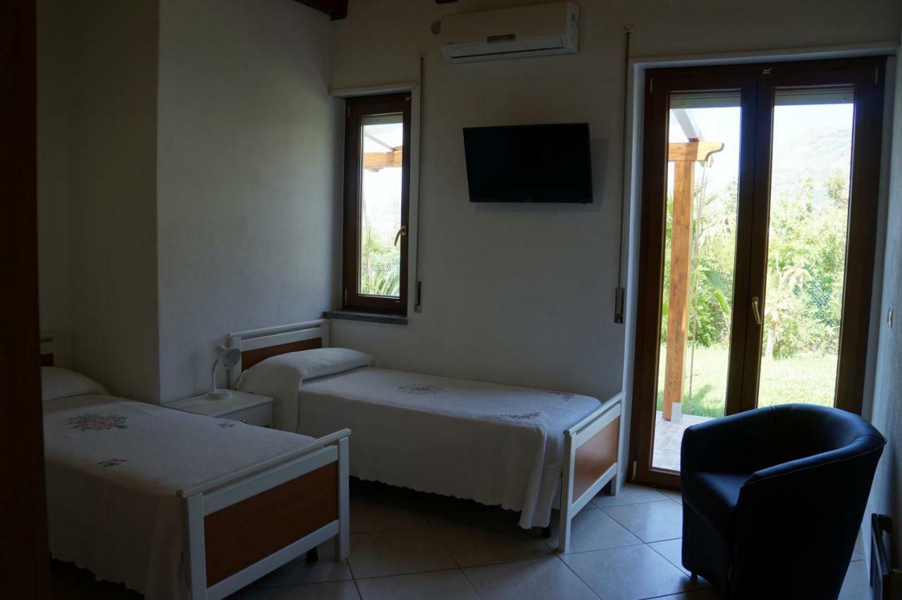 Hotel Maremonti Joppolo ภายนอก รูปภาพ